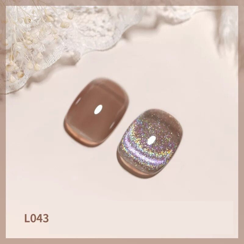 Vivid Cat Eye Nail Polish